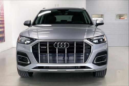 2023 Audi Q5 40 Premium Plus