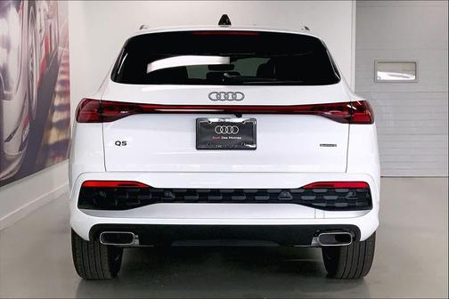 2025 Audi Q5 Premium TFSI quattro S tronic