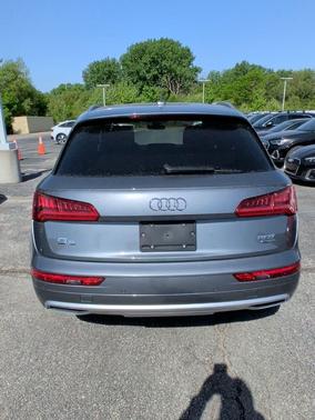 Gray 2018 Audi Q5 2.0T Prestige