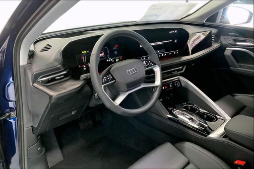 2025 Audi Q5 Premium Plus TFSI quattro S tronic