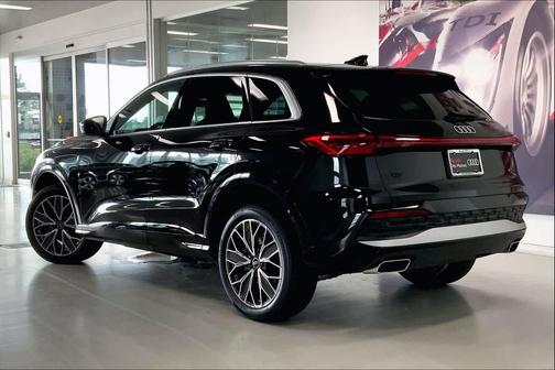 2025 Audi Q5 Premium Plus TFSI quattro S tronic