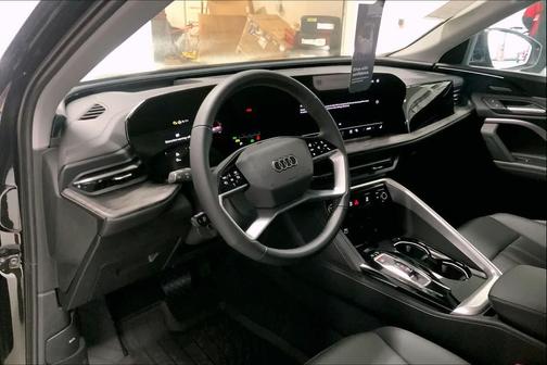 2025 Audi Q5 Premium Plus TFSI quattro S tronic