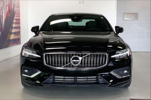Black Stone 2020 Volvo S60 T5