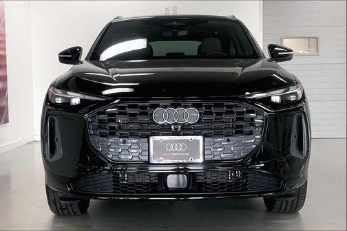 2025 Audi Q5 Premium TFSI quattro S tronic