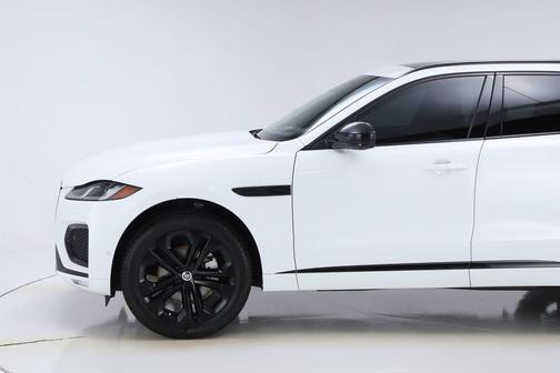 2025 Jaguar F-PACE P250 R-Dynamic S