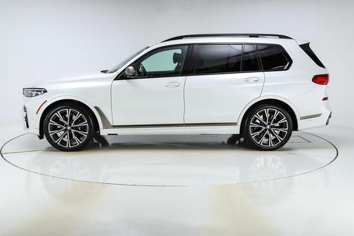 2020 BMW X7 M50i