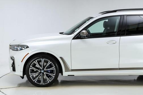 2020 BMW X7 M50i