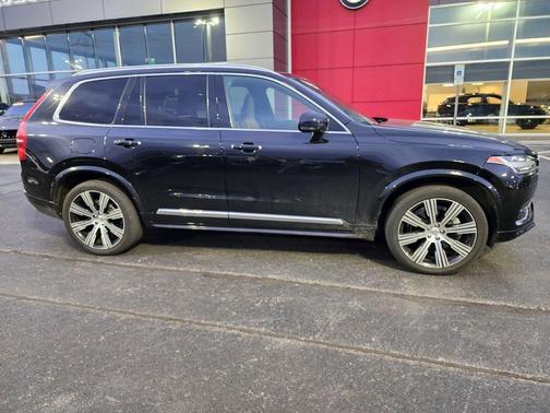 2021 Volvo XC90 T6 Inscription 7 Passenger