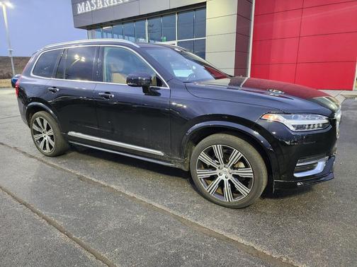 2021 Volvo XC90 T6 Inscription 7 Passenger