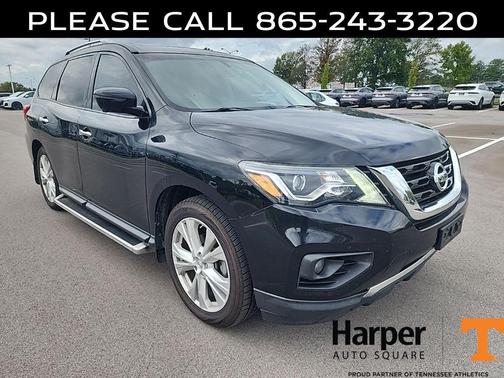 2018 Nissan Pathfinder SL