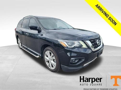2018 Nissan Pathfinder SL