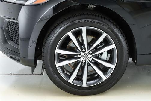 2025 Jaguar F-PACE P250 R-Dynamic S