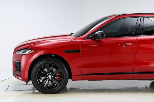 2025 Jaguar F-PACE P400 R-Dynamic S