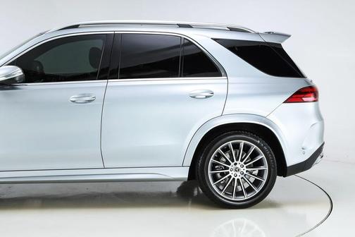Cirrus Silver Metallic 2024 Mercedes-Benz GLE 450 4MATIC