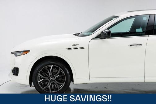 2024 Maserati Levante GT Ultima