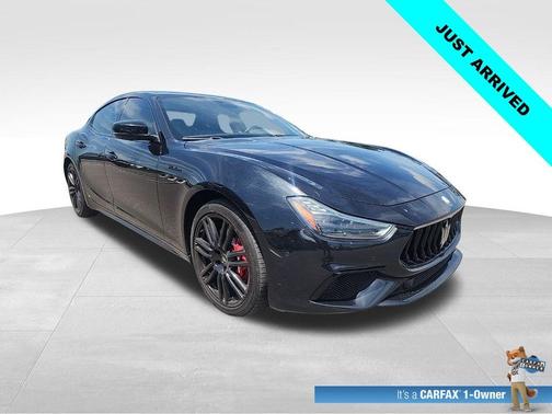 2022 Maserati Ghibli Modena Q4