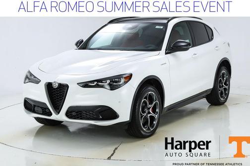 2025 Alfa Romeo Stelvio Base