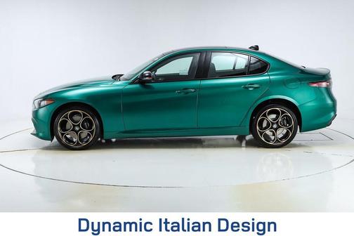 2025 Alfa Romeo Giulia Intensa