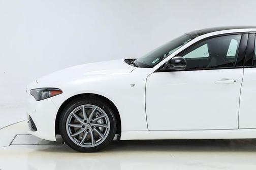 Milano 2024 Alfa Romeo Giulia Ti