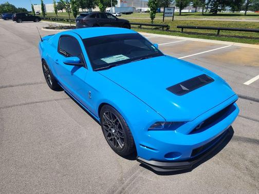 Grabber Blue 2013 Ford Shelby GT500 Base