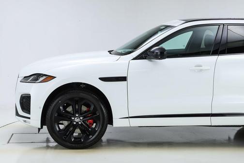 2026 Jaguar F-PACE P400 R-Dynamic S