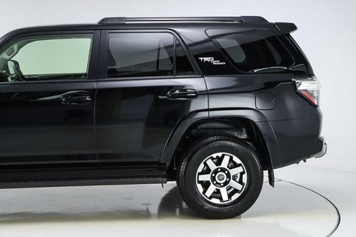 2024 Toyota 4Runner TRD Off Road