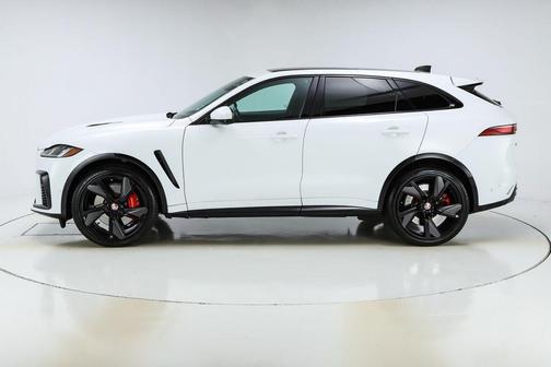 2022 Jaguar F-PACE SVR