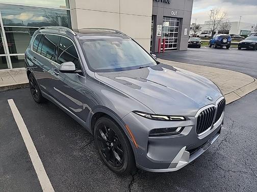 2023 BMW X7 xDrive40i