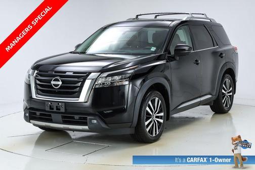 2023 Nissan Pathfinder Platinum