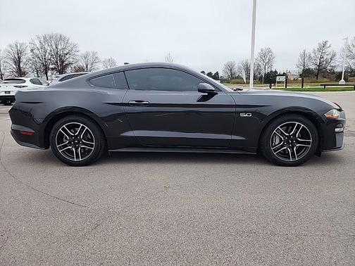 2022 Ford Mustang GT