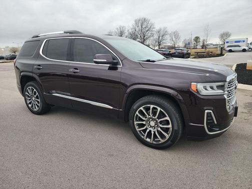2020 GMC Acadia Denali