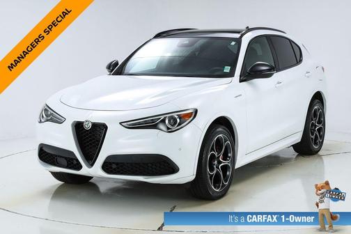 Alfa White 2023 Alfa Romeo Stelvio Veloce