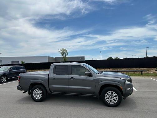 Gun Metallic 2023 Nissan Frontier SV