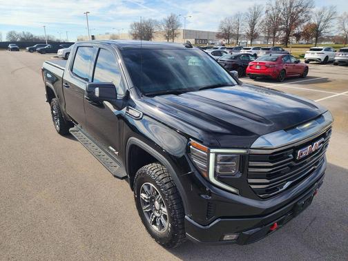 2024 GMC Sierra 1500 AT4