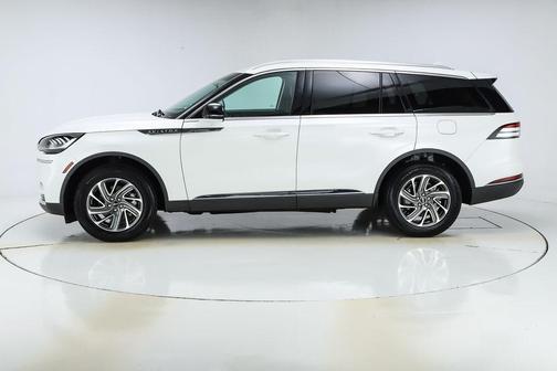 2022 Lincoln Aviator Standard AWD