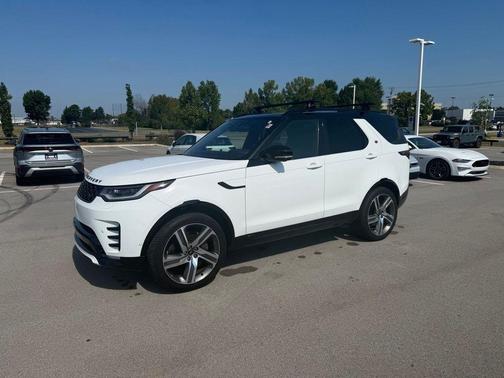 Fuji White 2022 Land Rover Discovery P360 R-Dynamic HSE