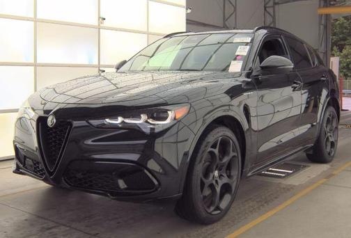 Vulcano Black Metallic 2024 Alfa Romeo Stelvio Veloce