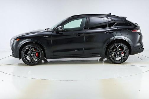 Vulcano Black Metallic 2024 Alfa Romeo Stelvio Veloce
