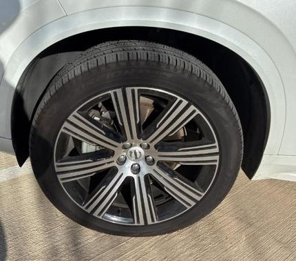 2024 Volvo XC90 B6 Ultimate Bright Theme 7-Seater