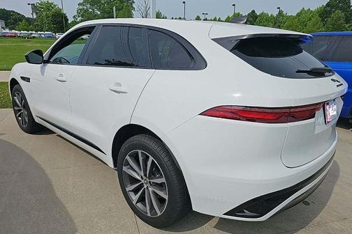 2024 Jaguar F-PACE P250 R-Dynamic S
