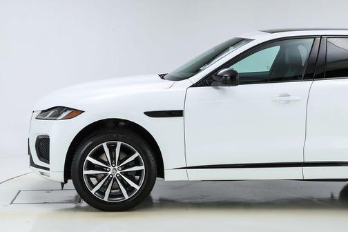 2024 Jaguar F-PACE P250 R-Dynamic S