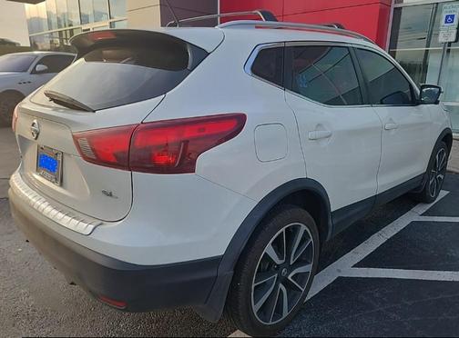 2017 Nissan Rogue Sport SL