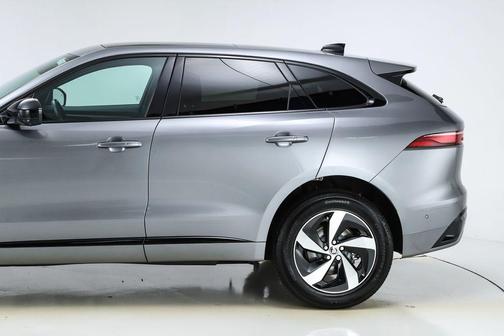 2025 Jaguar F-PACE P250 R-Dynamic S