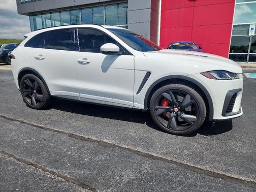 Fuji White 2021 Jaguar F-PACE SVR