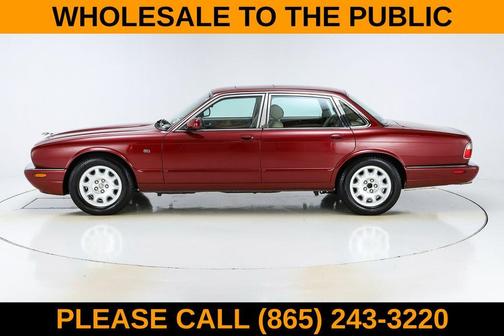 2001 Jaguar XJ8 