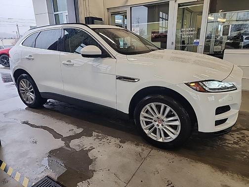 2017 Jaguar F-PACE 35t Prestige