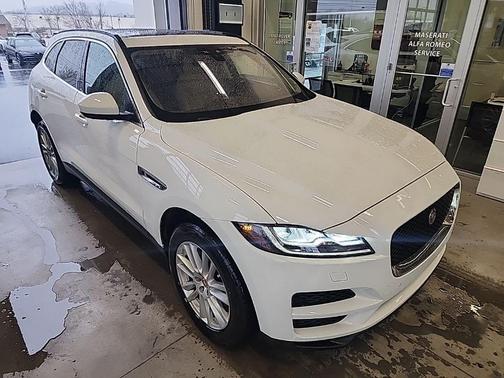 2017 Jaguar F-PACE 35t Prestige