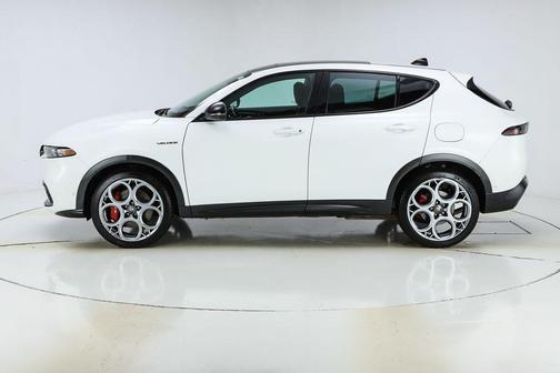 Milano 2024 Alfa Romeo Tonale Veloce