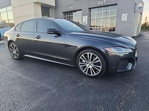 2024 Jaguar XF R-Dynamic SE