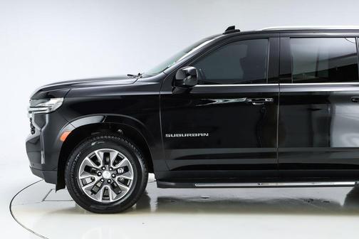 2022 Chevrolet Suburban LS